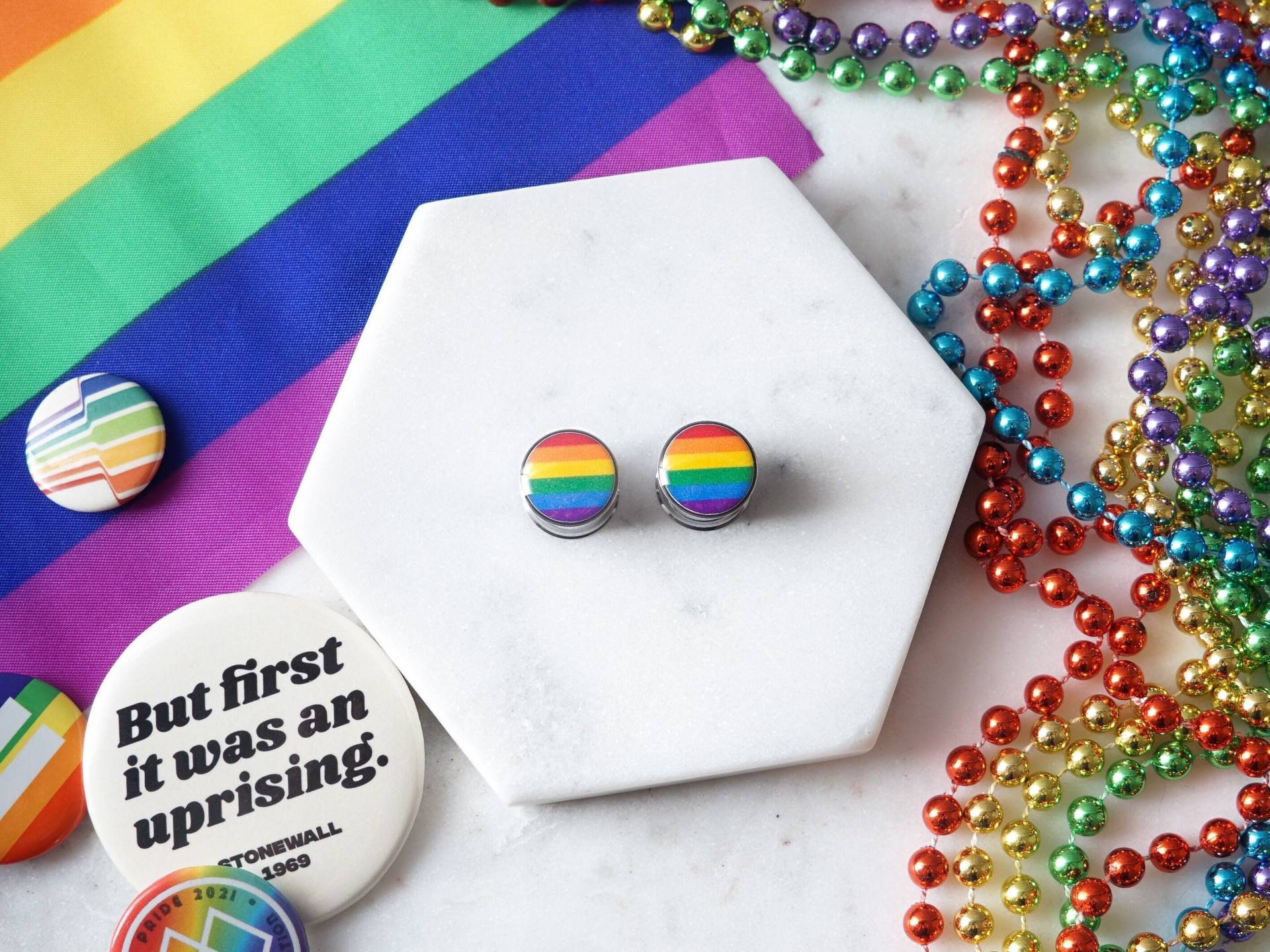 Regenbogen Flagge Plugs | Custom Gay Pride Messgeräte Handgemachter Plug Schmuck Double Flare Oder Single Größen Von 0G-1" Regenbogen Flagge Plugs | Custom Gay Pride Messgeräte Handgemachter Plug Schmuck Double Flare Oder Single Größen Von 0G-1" von SparqPlugs