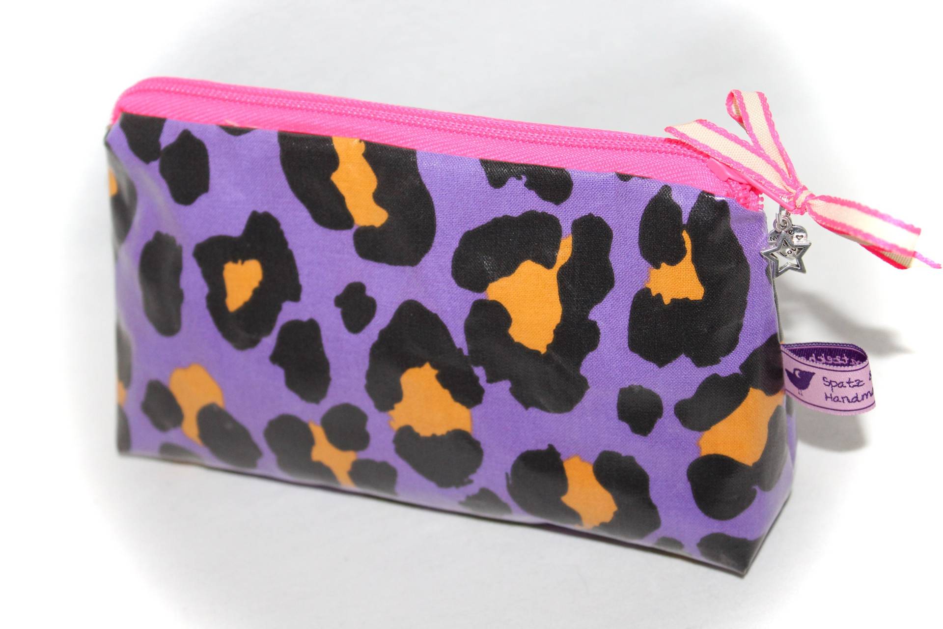 Kosmetiktasche Leo-Print von Spatzenland