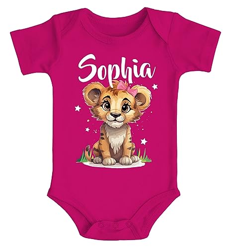 SpecialMe® Baby Body Mädchen mit Namen personalisierbar Kleiner Löwe Tiermotiv Namensgeschenke Geburt Bio Baumwolle pink 6-12 Monate von SpecialMe