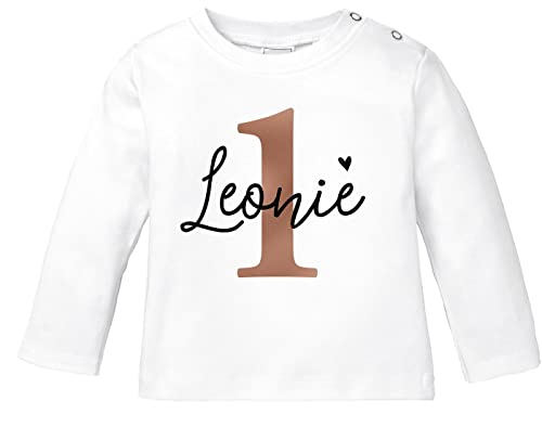 SpecialMe® personalisiertes Baby Langarmshirt Geburtstags-Shirt personalisierbar mit Namen Alter 1-3 Junge/Mädchen 1 Jahr weiß 80/86 (10-15 Monate) von SpecialMe