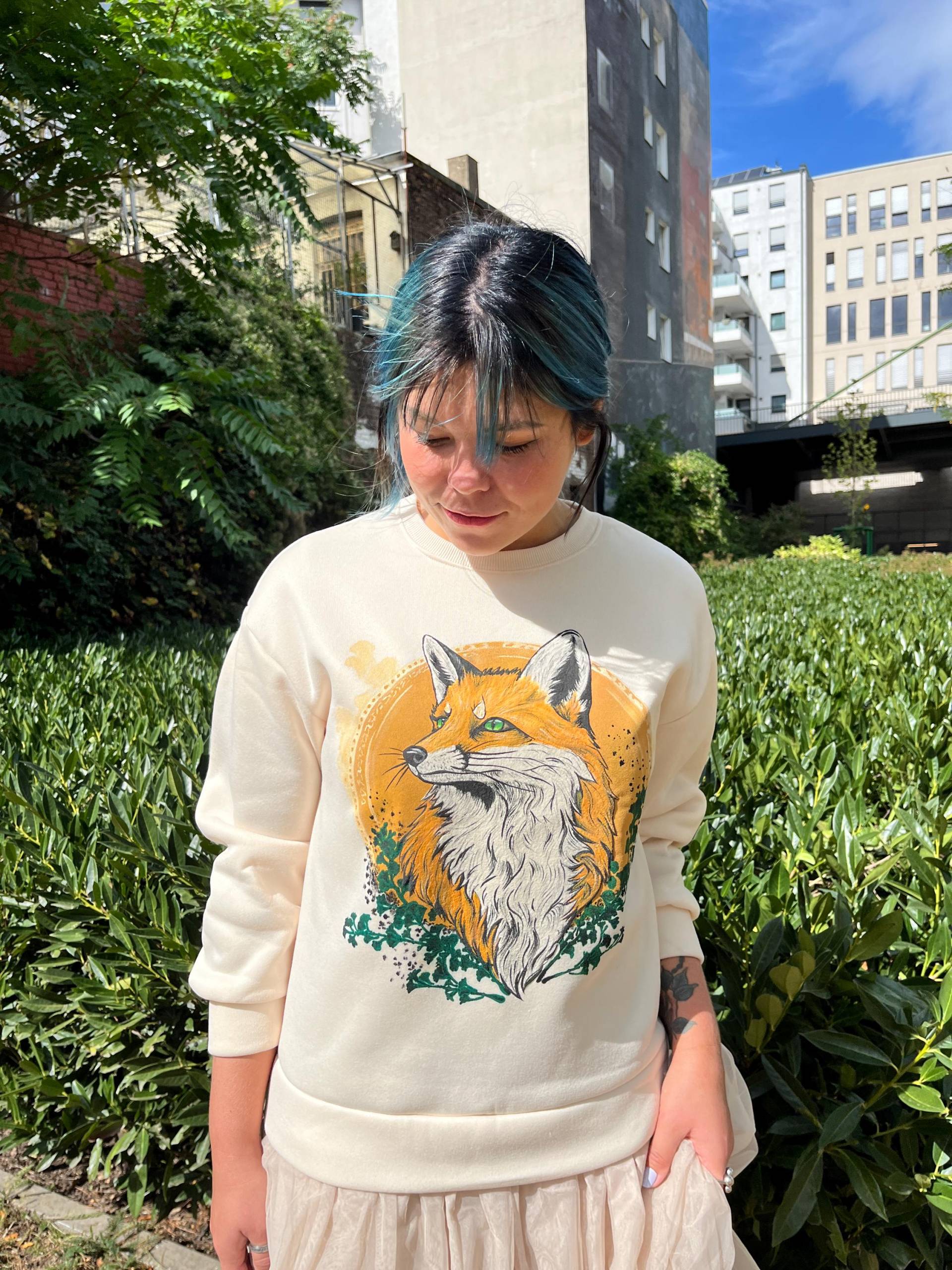 Handbemalter Fuchs Kleid, Maßgeschneiderte Kunst Kleidung, Tragbare Textilmalerei, Unikat Auf Bestellung, Liebhaber Geschenk, Weihnachtsgeschenk von SpecialNeedsCustom