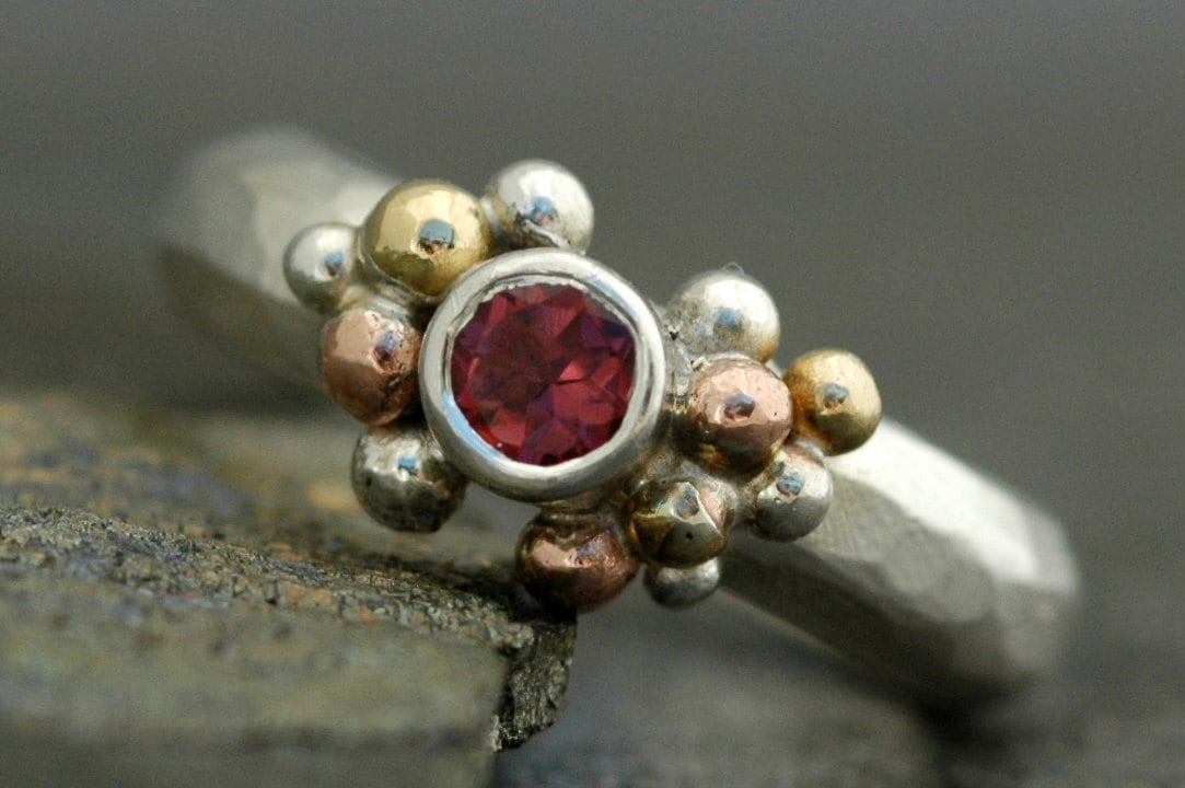 Rosa Turmalin-Ring Aus Sterlingsilber, Roségold Und Gelbgold - Handgefertigt Nach Maß von Specimental