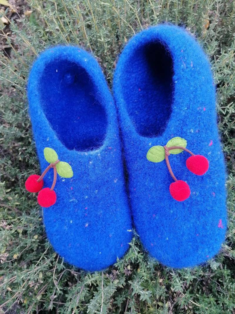 Handgestrickte Filzschuhe - Puschen Pantoffeln Hausschuhe Aus Gestrickter Filzwolle Größe 39/40 Handgestrickte Filzschuhe - Puschen Pantoffeln Hausschuhe Aus Gestrickter Filzwolle Größe 39/40 von Sperenzchenwerkstatt