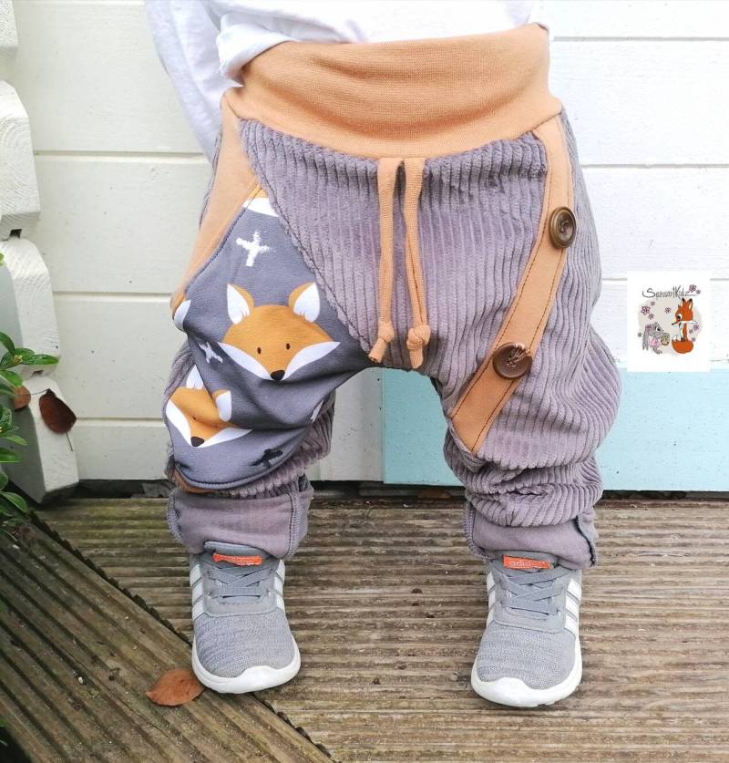 Fuchs Cordhose Pumphose Füchse Jogger Waldtiere Kinder Baby Geschenk von Spessartkidz