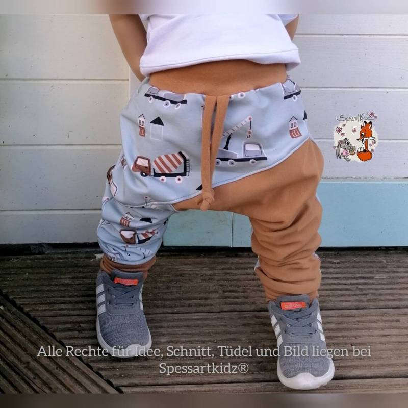Spessartkidz® Pumphose Oder Gerader Jogger Mit Baufahrzeugen Bagger Radlader von Spessartkidz