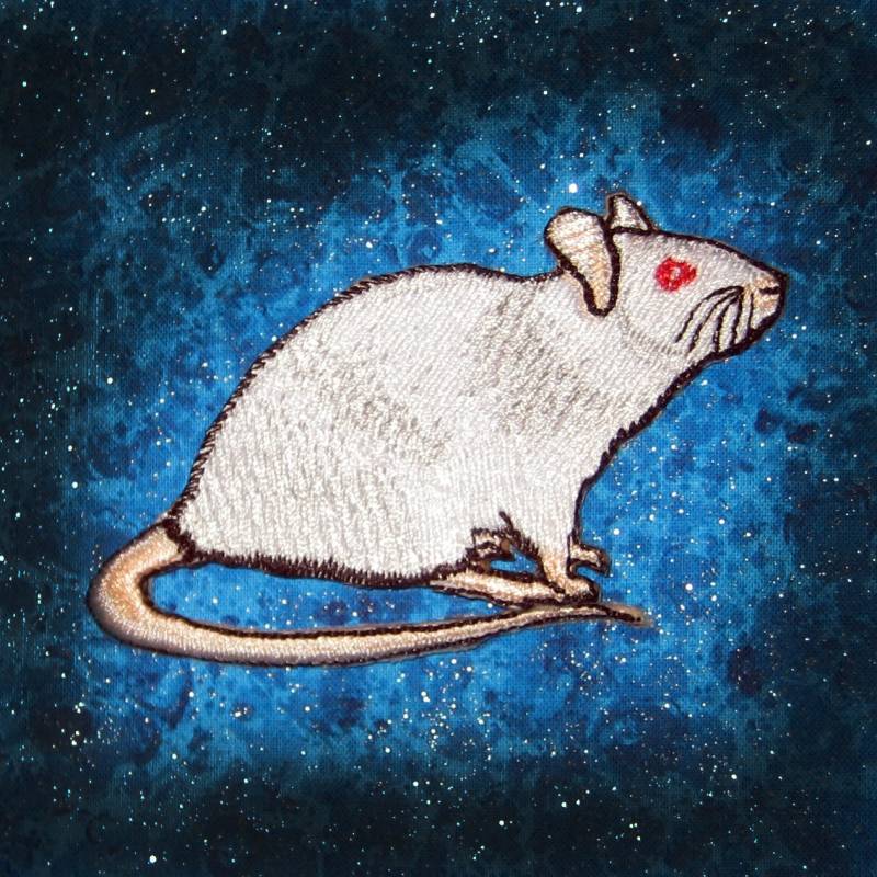 Fancy Albino Weiße Ratte Eisen Auf Patch von SpiderStitchesParlor
