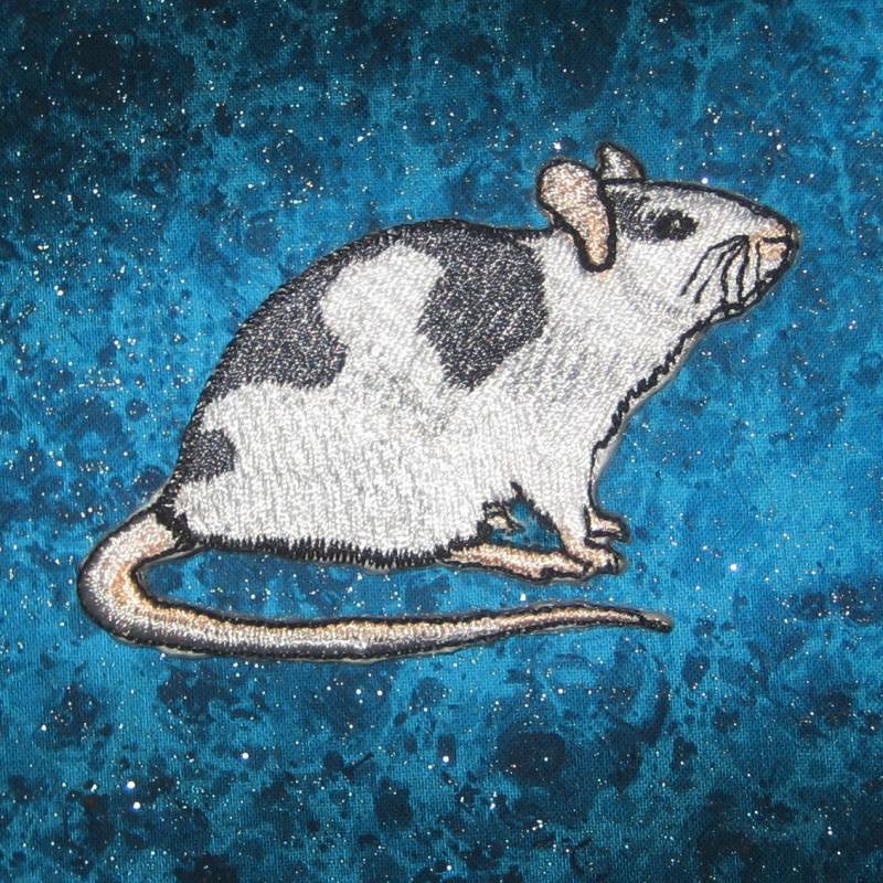 Fancy Blue Grey Spotted Ratte Steam Punk Eisen Auf Patch von SpiderStitchesParlor