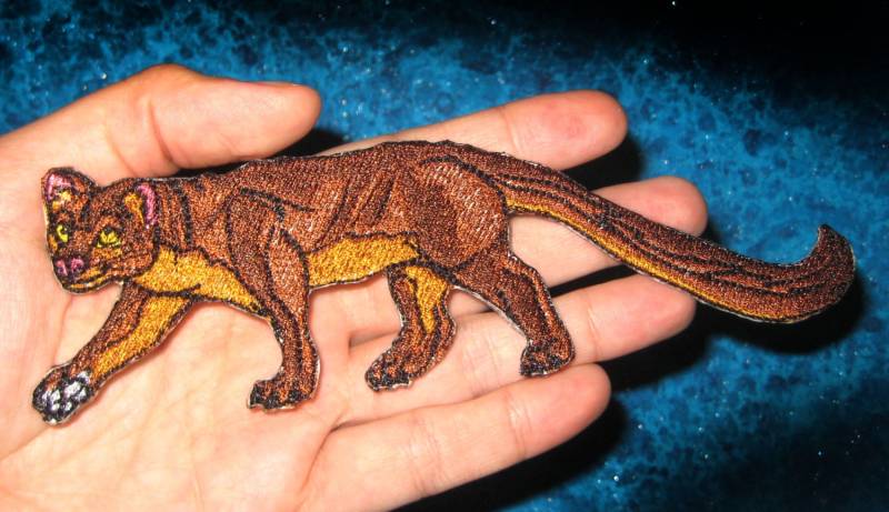 Fossa Eisen Auf Patch Applikation Tier von SpiderStitchesParlor