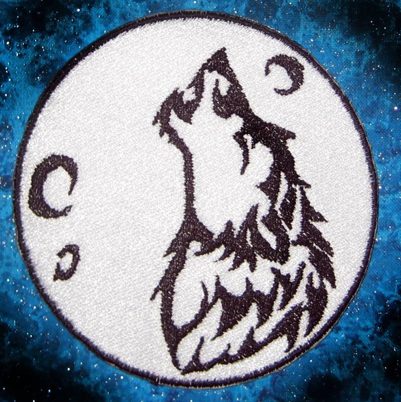 Howling Wolf Moon Patch Aufnäher Zum Aufbügeln von SpiderStitchesParlor