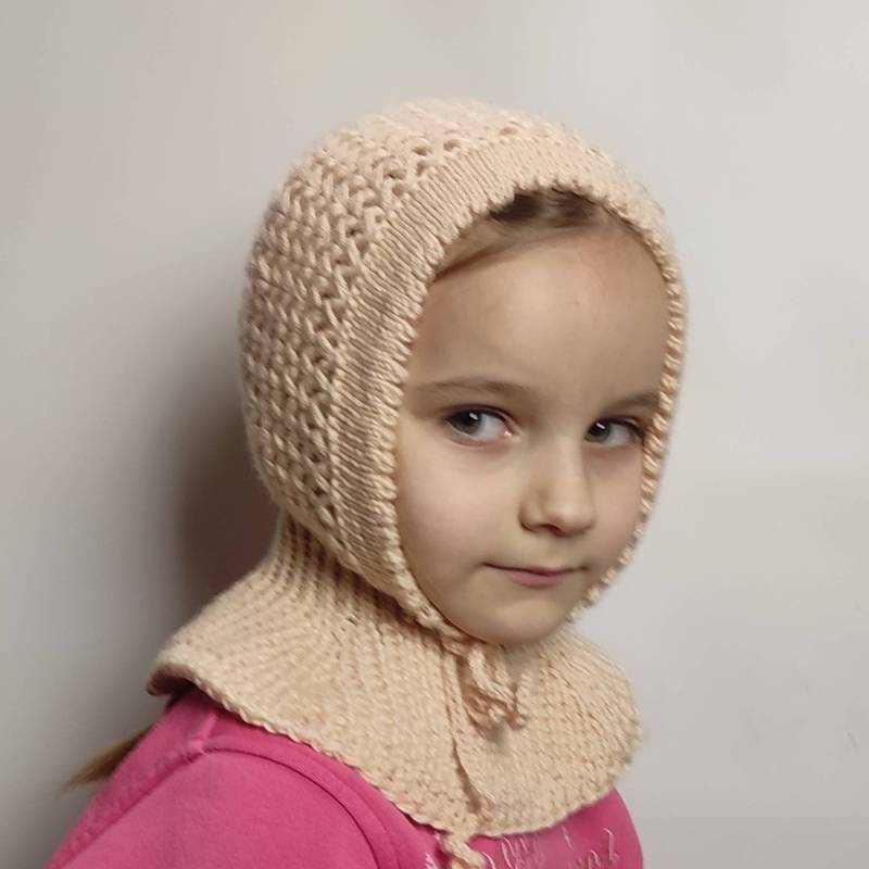 Beige Knitted Kid's Balaclava, Girl's Winter Hat & Scarf, Warm Mittens von Spidergirls
