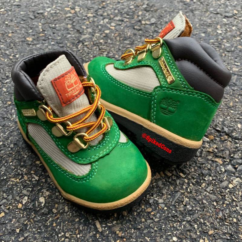 Custom Field Boot Timberlands | Rot, Grün Blau, Lila & Hellrosa von SpikedCons