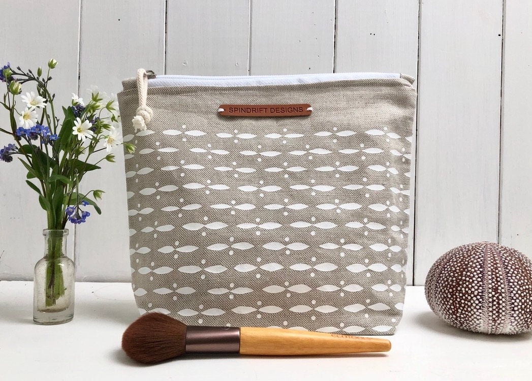 Große Schminktasche/Reissverschlusstasche Waschtasche | Large Kosmetiktasche Reise-Täschchen/Reißverschlusstasche Große Schminktasche/Reissverschlusstasche Waschtasche | Large Kosmetiktasche Reise-Täschchen/Reißverschlusstasche von SpindriftDesignsShop