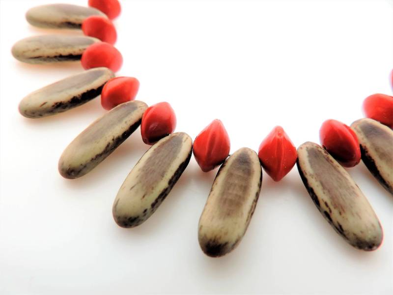 Rotes Sandelholz & Weihnachtsstern Kette von SpinifexCreations