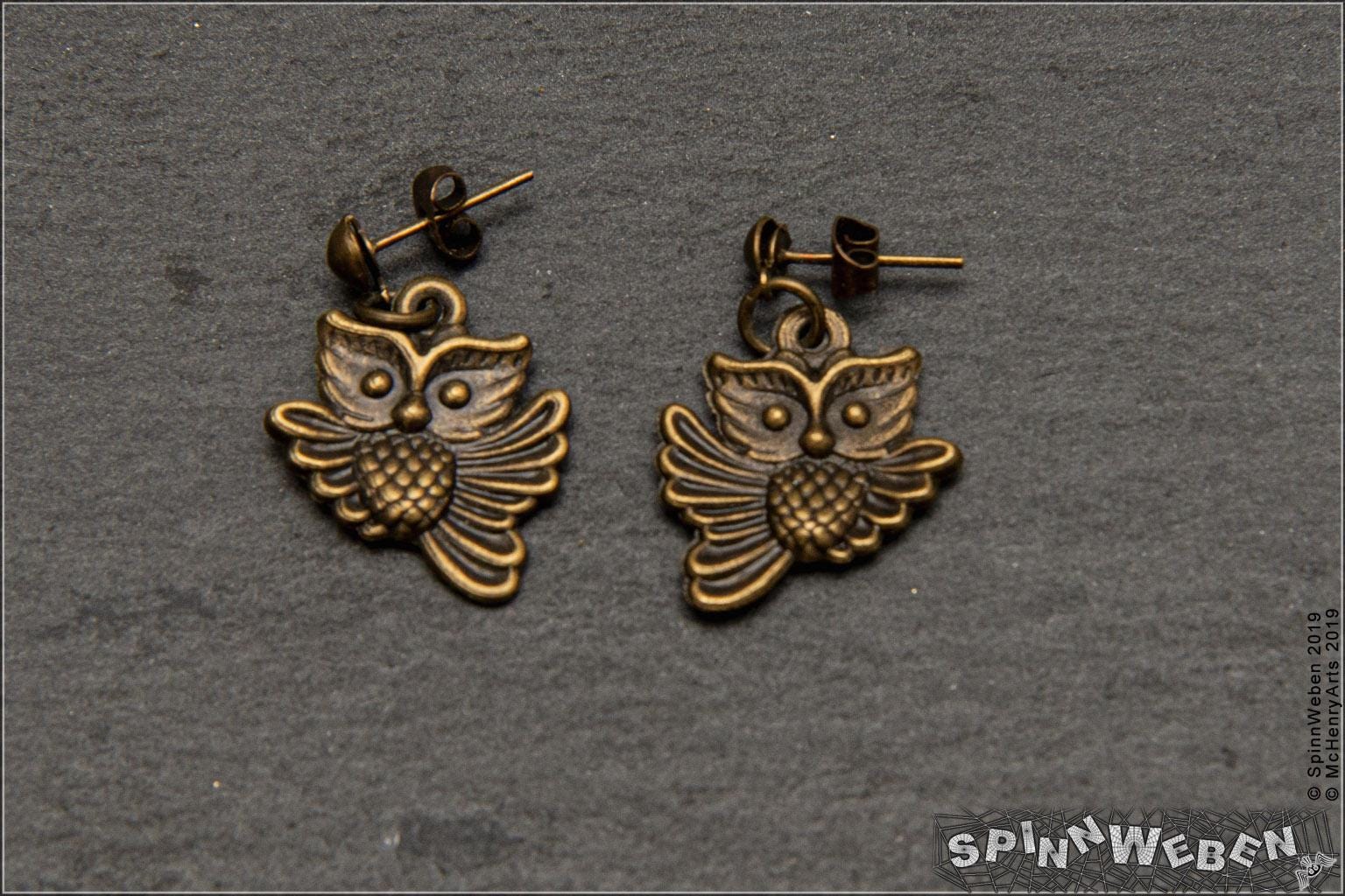 Eulen Ohrringe - Ohrstecker, Tierschmuck, Kleine Eulen, Filigran, Anhänger, Handmade, Bronze, Biegering, Metall Eulen Ohrringe - Ohrstecker, Tierschmuck, Kleine Eulen, Filigran, Anhänger, Handmade, Bronze, Biegering, Metall von SpinnWeben