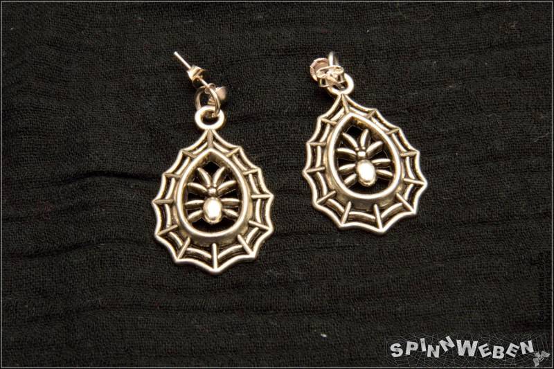 Spinnen Ohrstecker - Ohrringe, Spinnennetz, Spinne, Anhänger, Farbton Silber, Handmade Spinnen Ohrstecker - Ohrringe, Spinnennetz, Spinne, Anhänger, Farbton Silber, Handmade von SpinnWeben