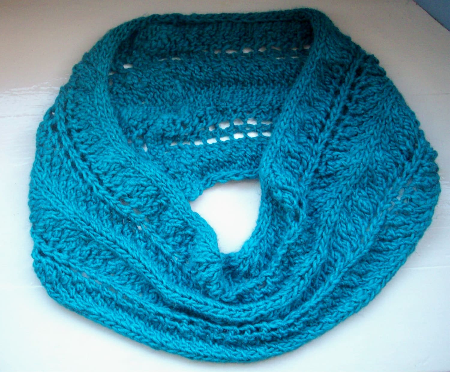 Unisex Schlauchschal, Extra Tief, Warm, Alpaka, Handgestrickt, Weich, Kuschelig, Türkis Blau, Halswärmer von SpinningStreak