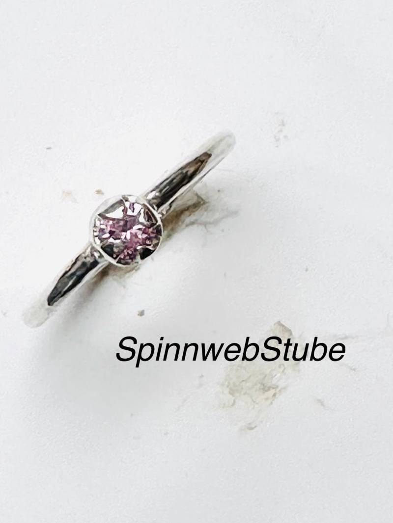 Feiner Silberring „Frühlingserwachen" von SpinnwebStube