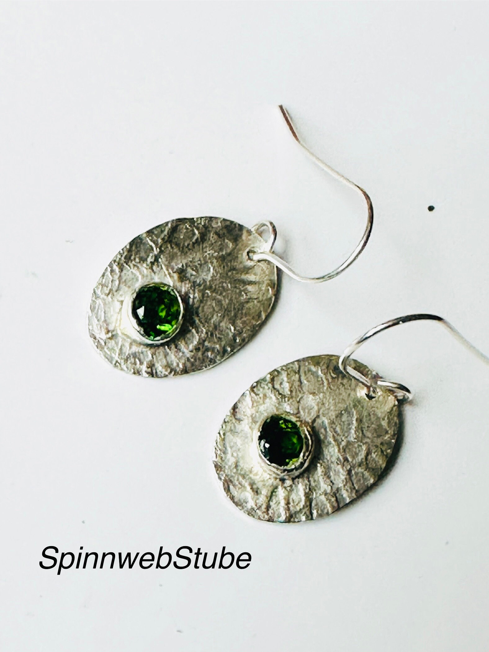 Hängeohrringe Aus Silber „Chromdiopsid" von SpinnwebStube