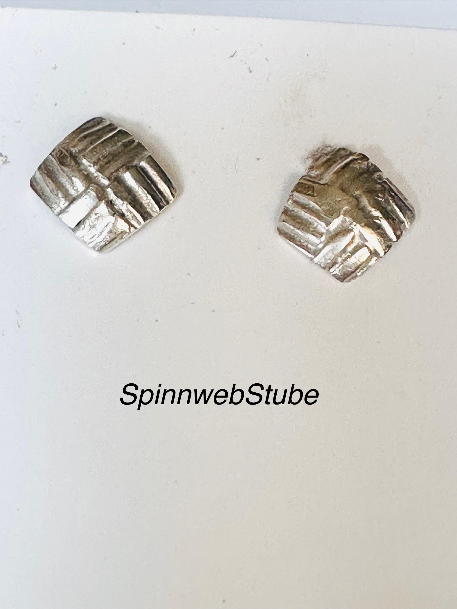 Ohrstecker „Quadratisch" von SpinnwebStube
