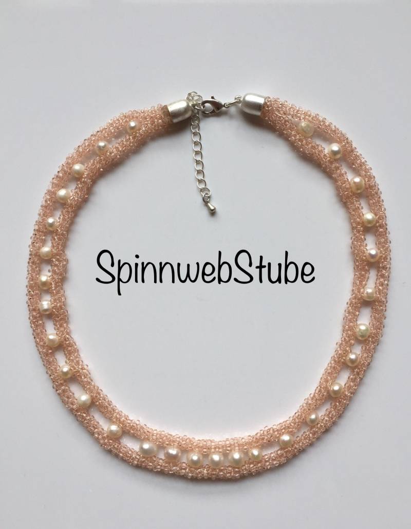 Perlenkette "Brautschmuck 2" von SpinnwebStube