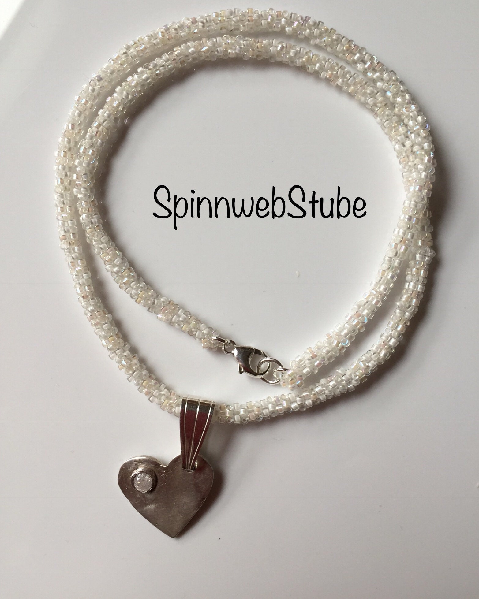 Perlenkette "Herz Mit Zirkonia" von SpinnwebStube