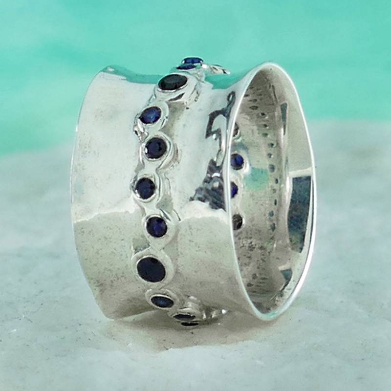 0.88 Karat Natürliche Blaue Saphir Edelsteine 925 Sterling Silber Handgemachte Band Ring Fassung Edelstein Großer Boho von SpiraJewels
