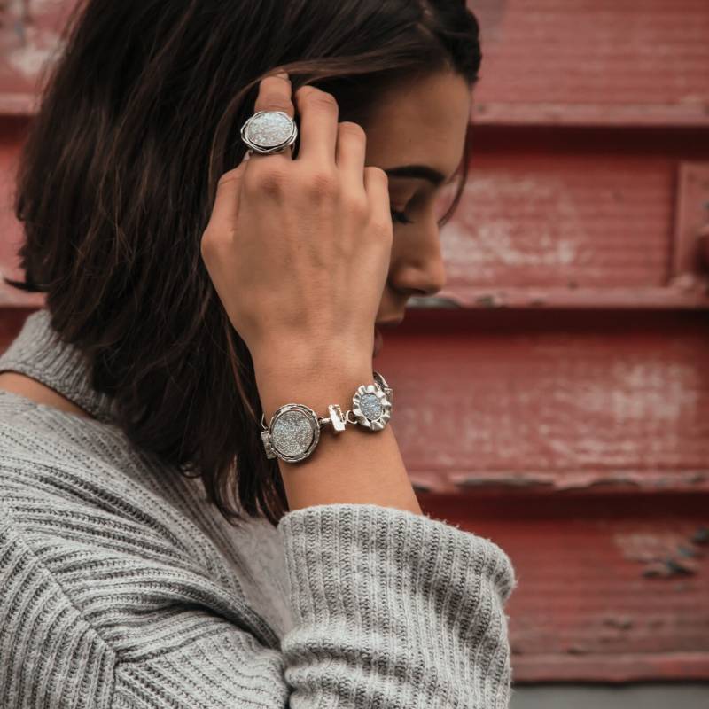 Handgefertigte Two Tone Solid Mixed Metal Armband 9K Gelb Gold 925 Sterling Silber Weißer Achat Druzy Steine Kette & Link von SpiraJewels