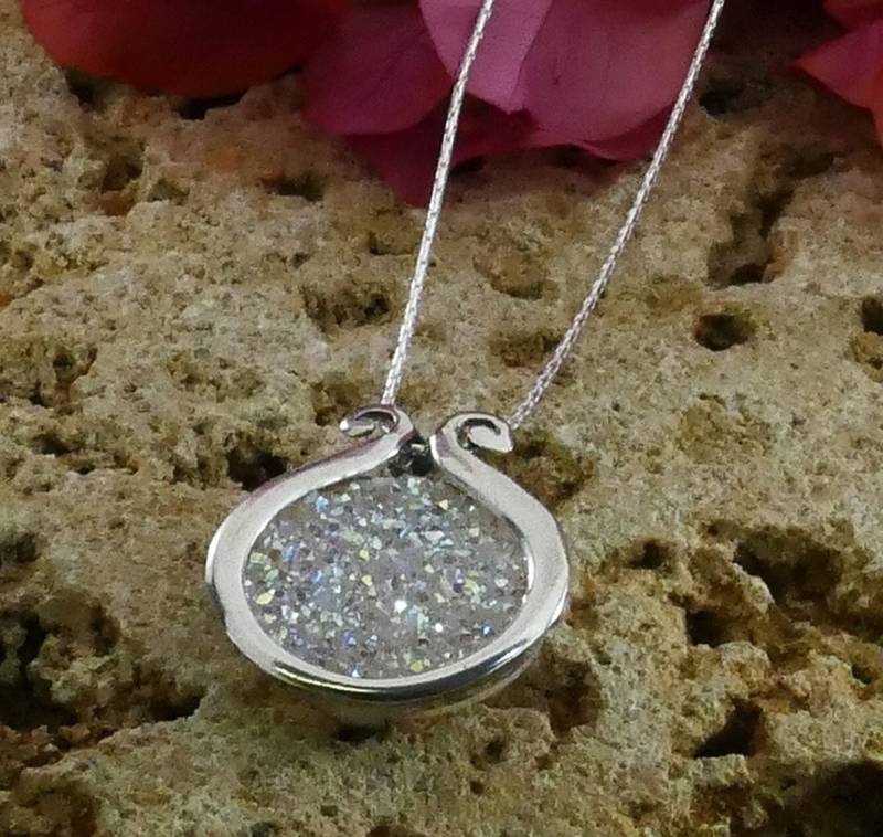 Spira Handcrafted 925 Sterling Silber Weißer Achat Druzy Seil Anhänger Kette Schnell Und Kostenlos Boho Chic Halskette Edelstein von SpiraJewels