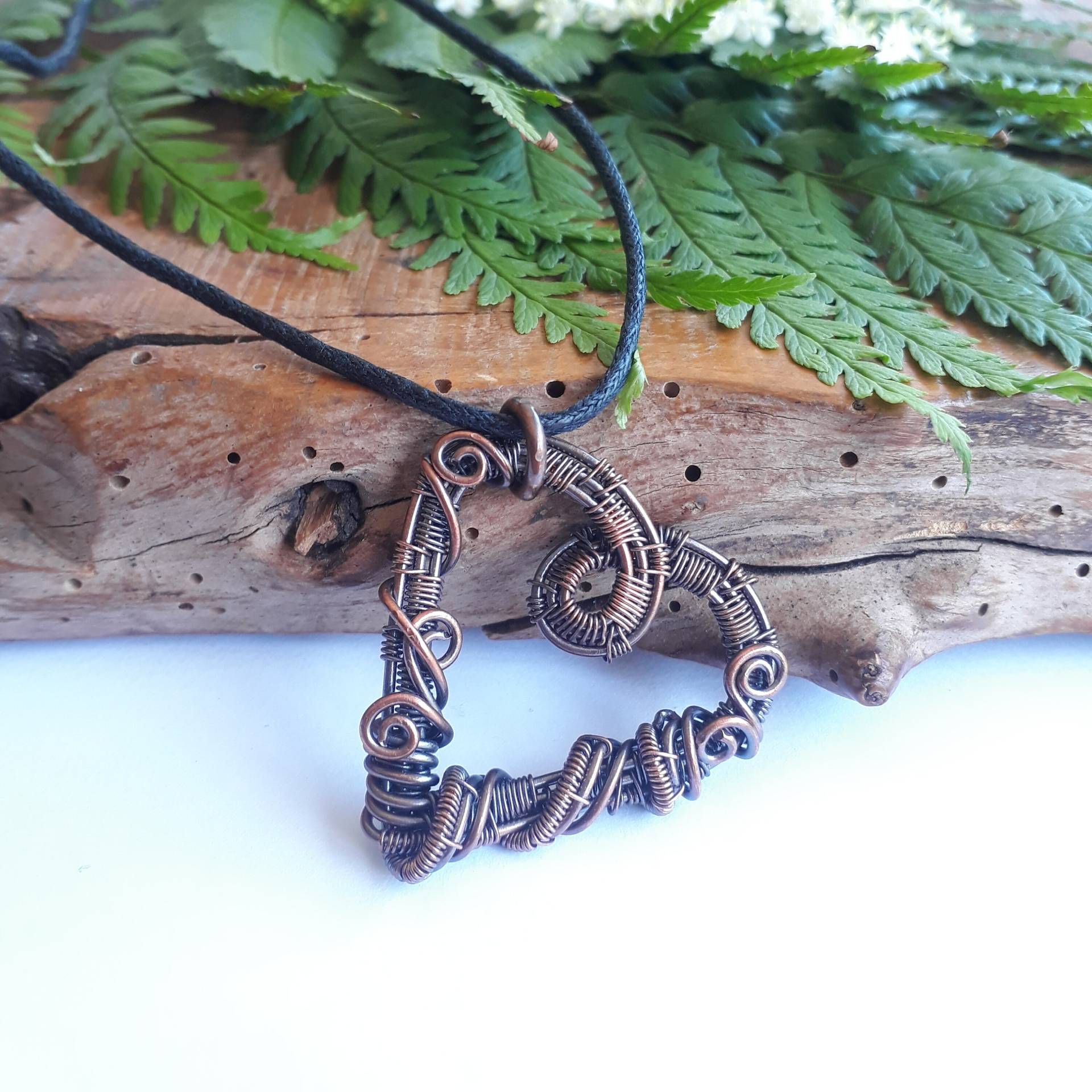 Herz Anhänger Aus Kupfer, Draht Gewickelt Halskette, Ungewöhnliche Jahrestag Geschenke Für Frauen Von Uk Schmuck Verkäufer von SpiralesDargent