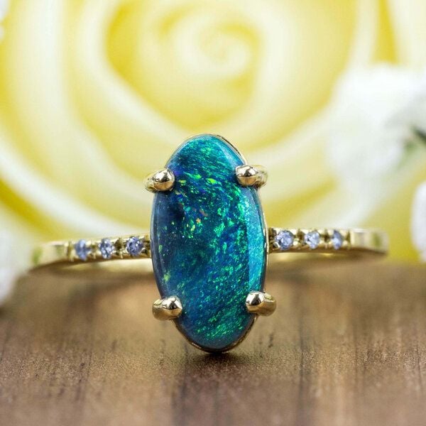 Spirit of Island Gold Ring | Schwarzer Opal Nordlicht von Spirit of Island