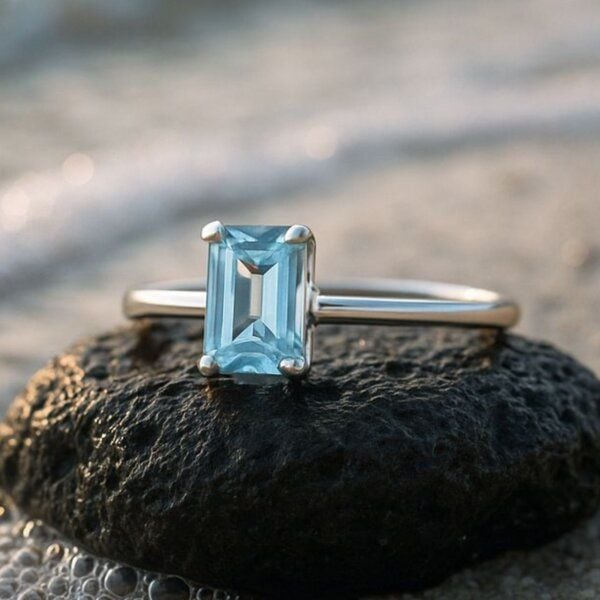 Spirit of Island Silber Solitär Ring "Surfing Aquamarin" |Blauer Aquamarin Edelstein von Spirit of Island