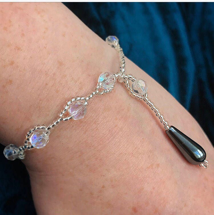 Geist-Tropfen-Armband Geist-Tropfen-Armband von SpiritJewelsMagick