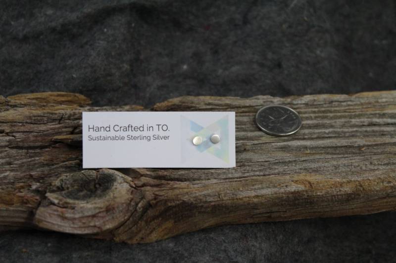 Kreis Geo Stud - Nachhaltige Sterling Silber Handgefertigt in Kanada Umweltfreundlich Fairer Handel Kreis Geo Stud - Nachhaltige Sterling Silber Handgefertigt in Kanada Umweltfreundlich Fairer Handel von SpiritOV