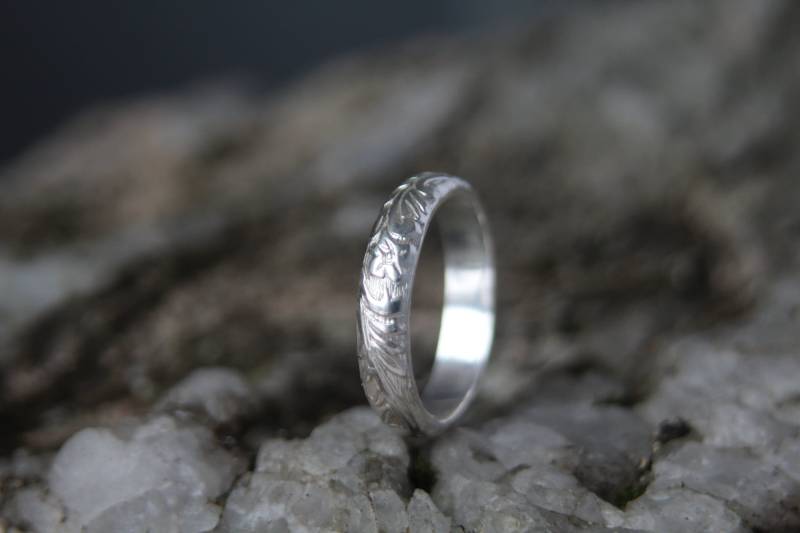 Recycling Silber Blumenmuster Ring, Nachhaltige Sterling Silber, Handgefertigt, Umweltfreundlich, Fairer Handel, Recycelt Recycling Silber Blumenmuster Ring, Nachhaltige Sterling Silber, Handgefertigt, Umweltfreundlich, Fairer Handel, Recycelt von SpiritOV