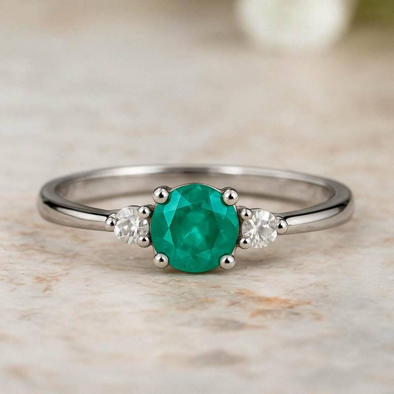 Smaragd Verlobungsring | 585 Weißgold Verlobungsring Edelsteinschmuck von SpiritOfIsland