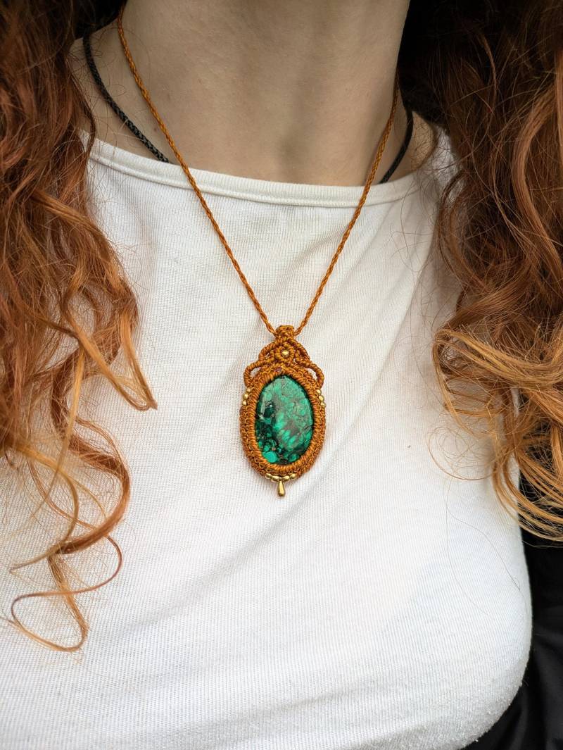 Handgefertigte Malachit Makramee Halskette Collier Unikat Größenverstellbar Boho von SpiritOfLakshmi