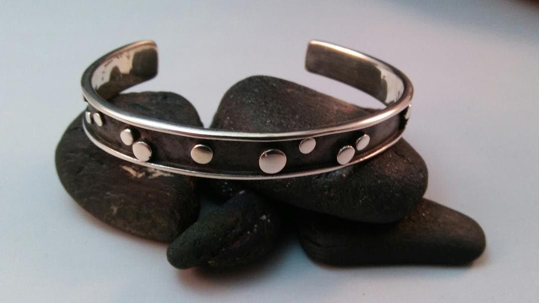 Damen Manschetten Armband Sterling Silber-Oxidiert Damen Manschetten Armband Sterling Silber-Oxidiert von SpiritRockStudios
