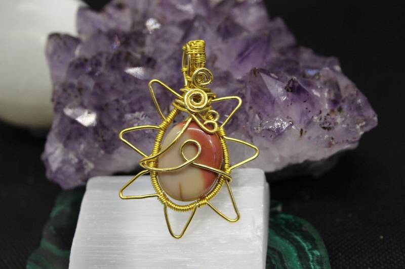 Golden Mookite Star Pendant | Wire Healing Crystal Mookite Jewelry Golden Mookite Star Pendant | Wire Healing Crystal Mookite Jewelry von Spiritcrystalgems