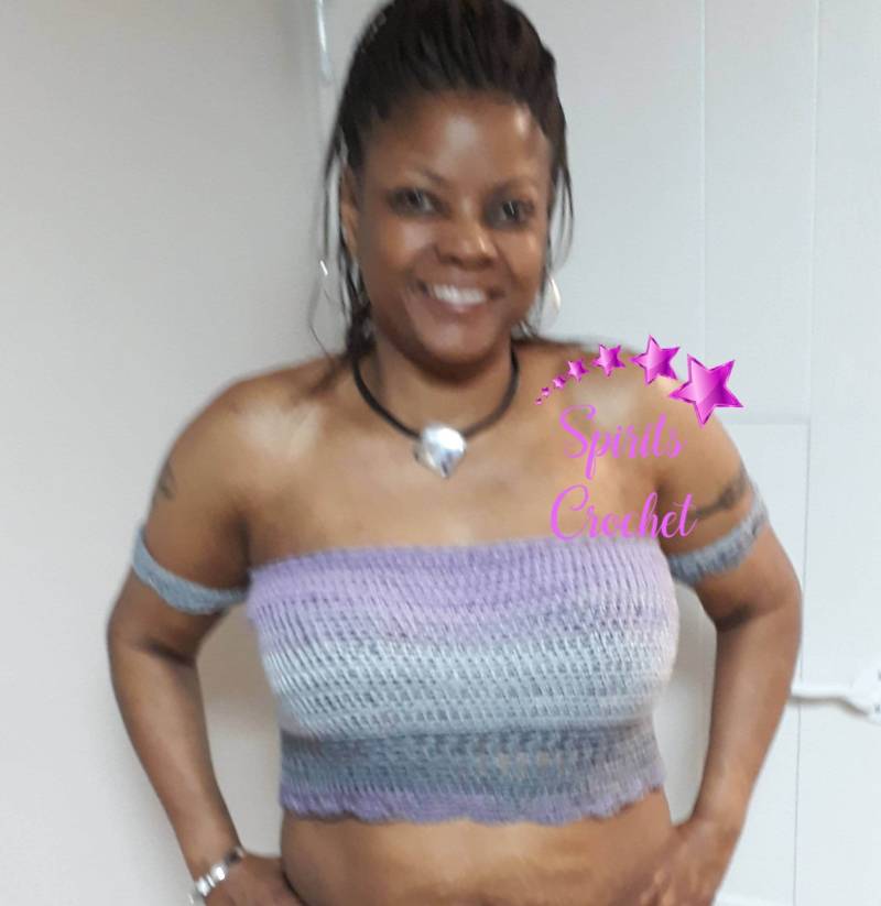 Crop-Top Mit Korsettbindung Am Rücken von SpiritsCrochet