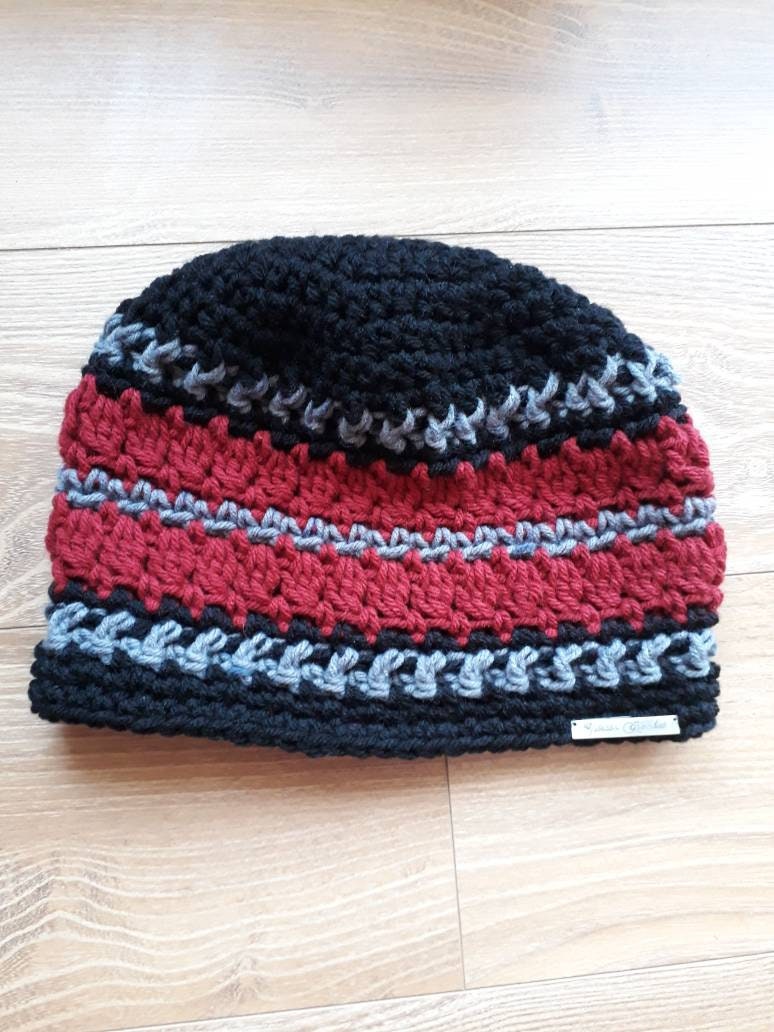 Erwachsene Unisex Mützen. Hergestellt in Drei Farben Erwachsene Unisex Mützen. Hergestellt in Drei Farben von SpiritsCrochet