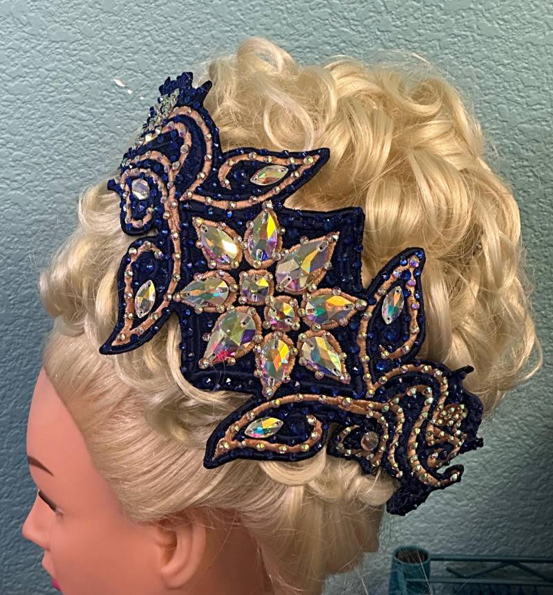 15-Zoll-Seiten-Tiara, Passend Zu Ihrem Solo-Kostüm 15-Zoll-Seiten-Tiara, Passend Zu Ihrem Solo-Kostüm von SpiritualIrishDancer