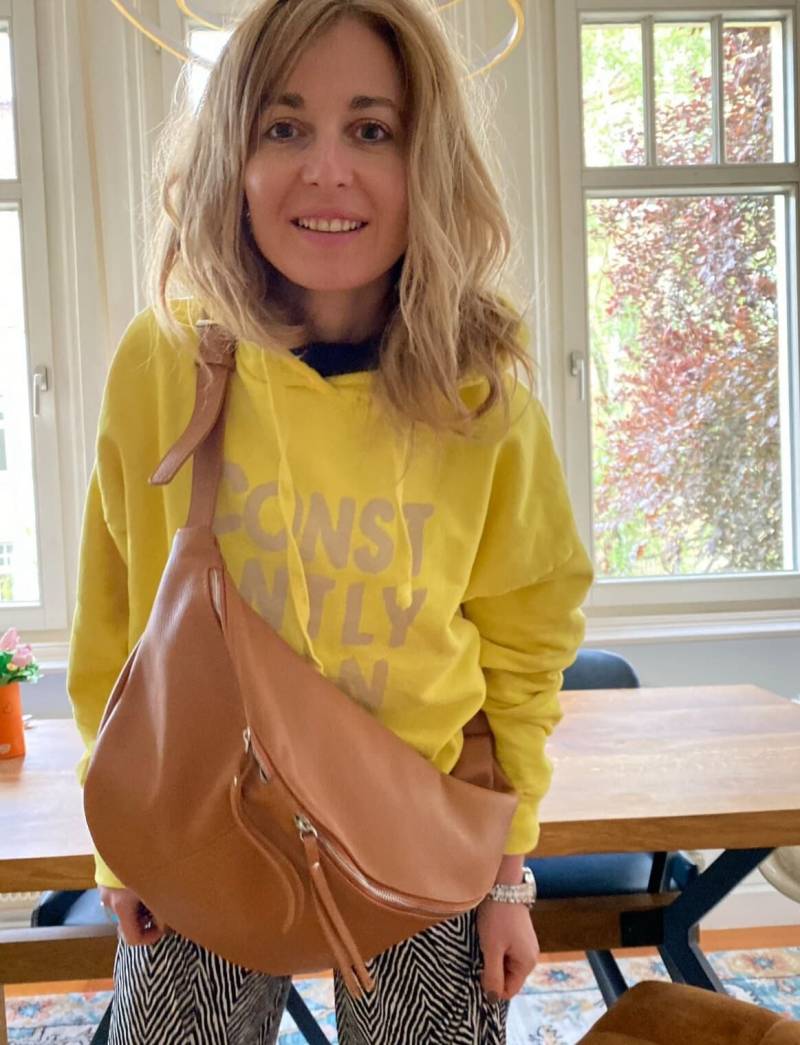 Sale Ida Xxl Extra Große Tasche Ledertasche Umhängetasche Slingbag Helle Cognac Super Stylisch Handtasche Großbody Großbodybag von Spitzelein