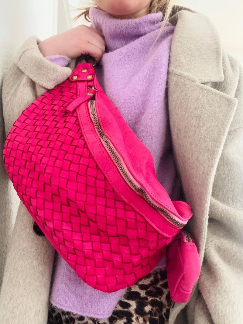 Zoe L Umhängetasche Tasche Ledertasche Großbody Bag Bauchtasche Pink Feines Butterweiches Nappaleder Super Stylisch von Spitzelein