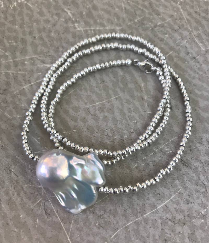 Barocke Perle Und Hill Tribe Feine Silber Halskette - Freiform Süßwasserperle Echte Lovestruck Ii Handgefertigt Von Splendorvendor von SplendorVendor