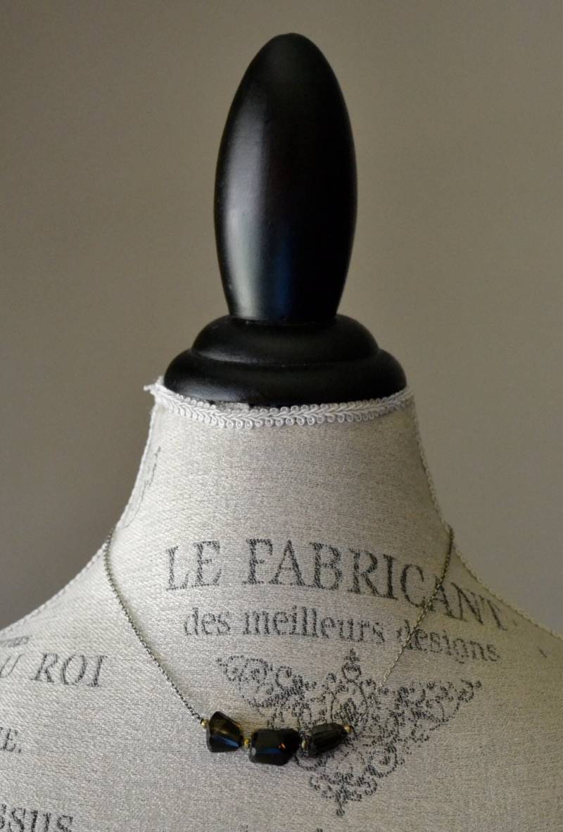 Rauchquarz Nugget Halskette Mit Oxidiertem Sterling Silber - Espresso Trio Von Splendorvendor Rauchquarz Nugget Halskette Mit Oxidiertem Sterling Silber - Espresso Trio Von Splendorvendor von SplendorVendor