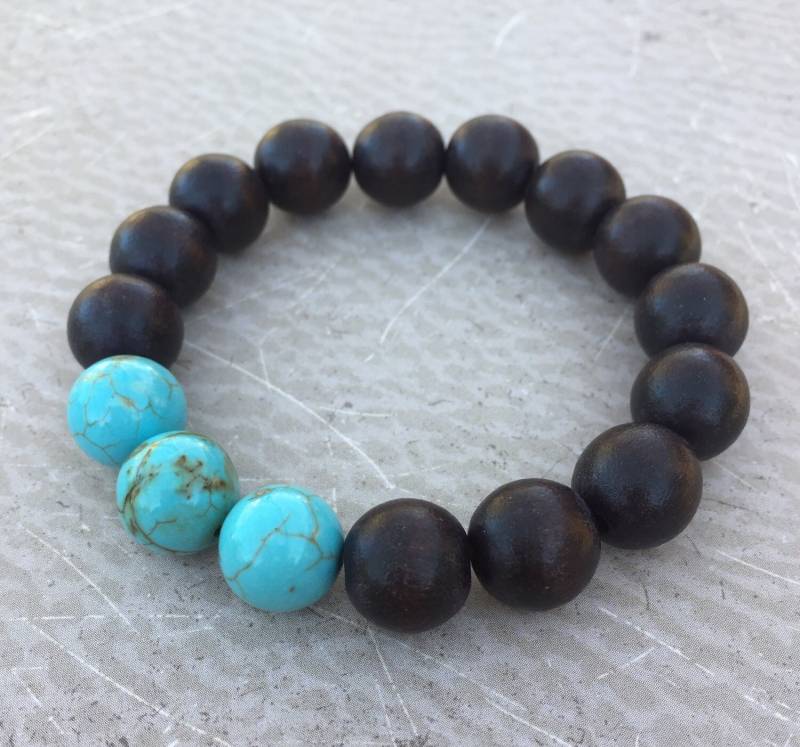 Türkis Und Holz Perlen Armband - Boho Armband-Boho-Stil Handgemachte Trio Von Splendorvendor Stapeln Türkis Und Holz Perlen Armband - Boho Armband-Boho-Stil Handgemachte Trio Von Splendorvendor Stapeln von SplendorVendor