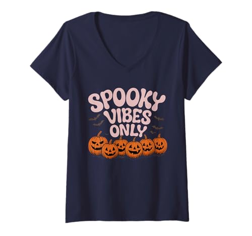 Damen Halloween Spooky Vibes Only JackoLantern Kürbisse und Fledermäuse T-Shirt mit V-Ausschnitt Damen Halloween Spooky Vibes Only JackoLantern Kürbisse und Fledermäuse T-Shirt mit V-Ausschnitt von Spooky Cute Halloween Tees