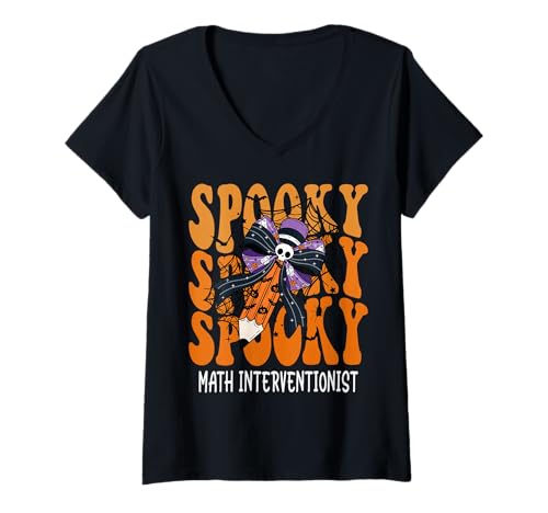 Damen Gruselige Mathematik Interventionist Halloween Schule T-Shirt mit V-Ausschnitt Damen Gruselige Mathematik Interventionist Halloween Schule T-Shirt mit V-Ausschnitt von Spooky Halloween for Teachers And Students