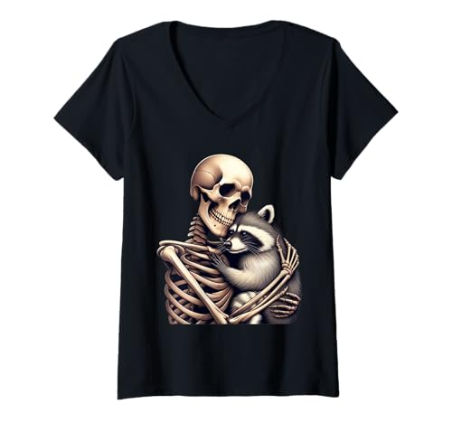 Damen Skelett Umarmung Waschbär Gruselig Niedlich Halloween T-Shirt mit V-Ausschnitt Damen Skelett Umarmung Waschbär Gruselig Niedlich Halloween T-Shirt mit V-Ausschnitt von Spooky Skeleton Goth Racoon Lover Halloween