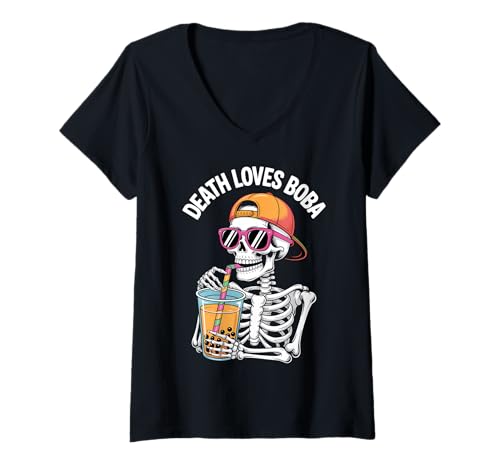 Damen Lustiges Halloween-Skelett-Boba-Teekostüm T-Shirt mit V-Ausschnitt Damen Lustiges Halloween-Skelett-Boba-Teekostüm T-Shirt mit V-Ausschnitt von Spooky Skeleton Humor Boba Tea Halloween Costumes